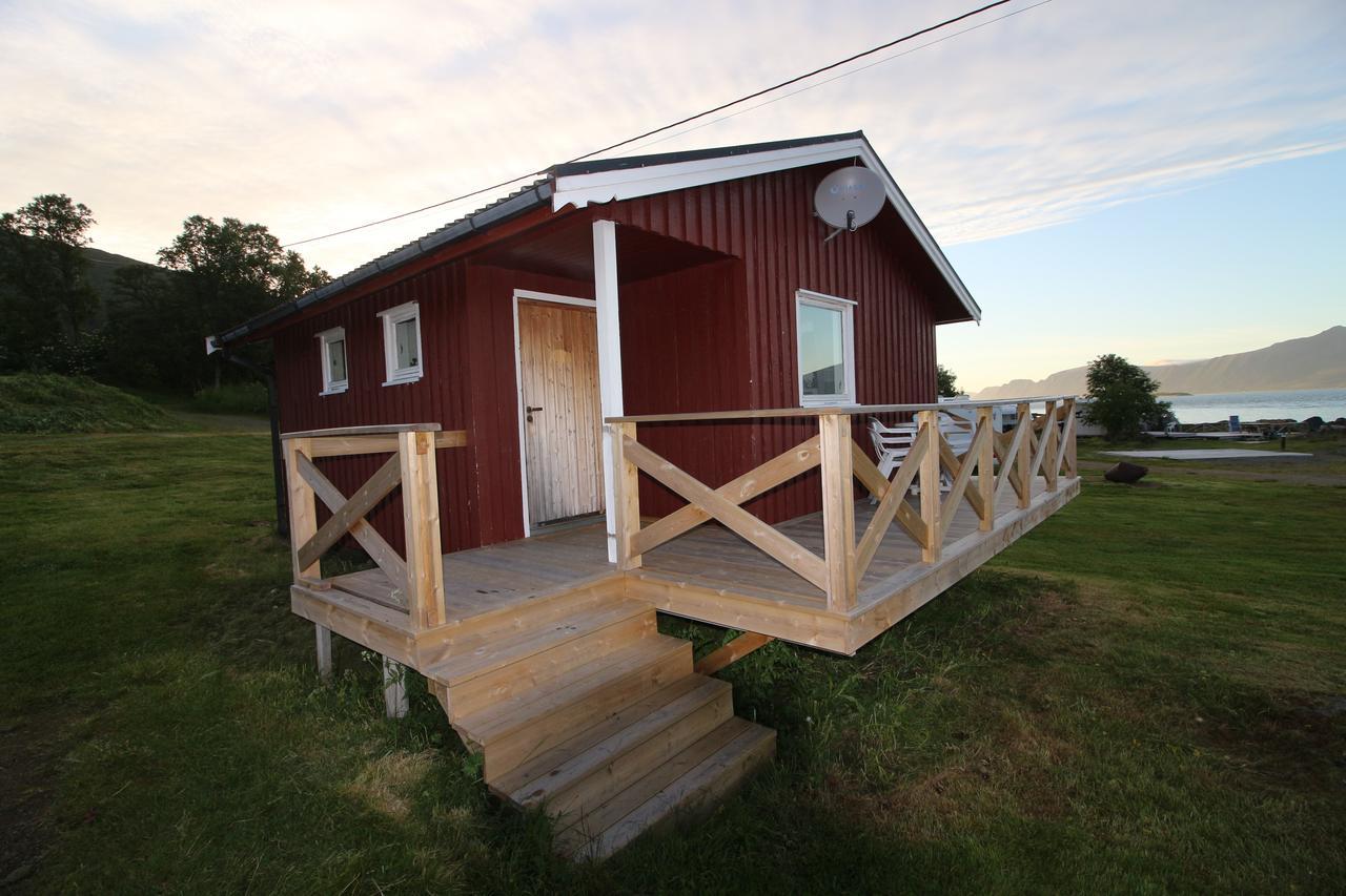 Toftenes Sjohuscamping Alsvåg Exterior photo